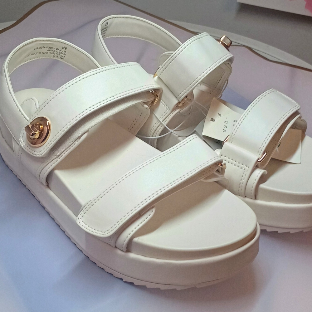 Target White Platform Sandals Size 9.5